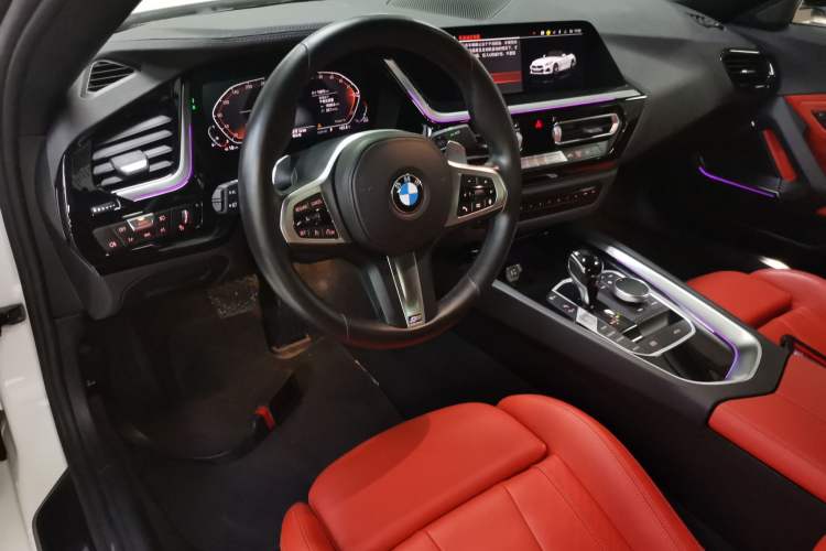 Used BMW Z4 2022 sDrive 25i M Sport Package Interior 2