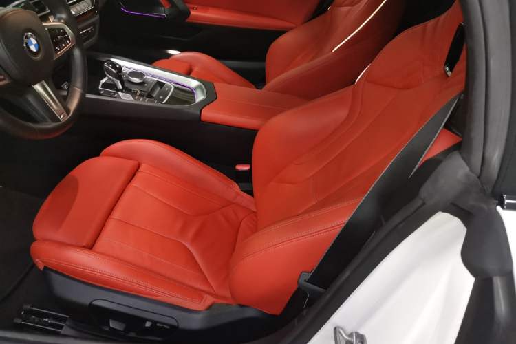 Used BMW Z4 2022 sDrive 25i M Sport Package Interior 4