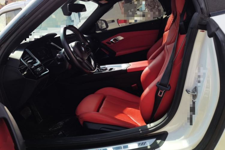 Used BMW Z4 2022 sDrive 25i M Sport Night Edition package Left Front Seat