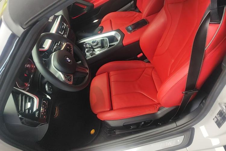 Used BMW Z4 2022 sDrive 25i M Sport Package Left Front Seat