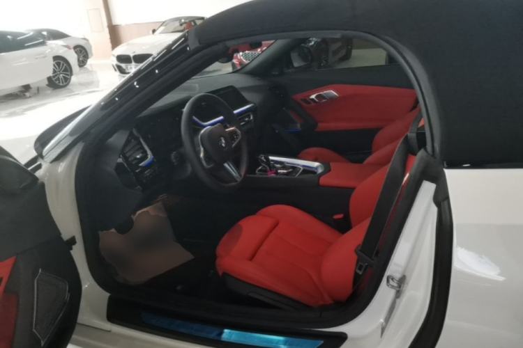 Used BMW Z4 2022 sDrive 25i M Sport Package Left Front Seat