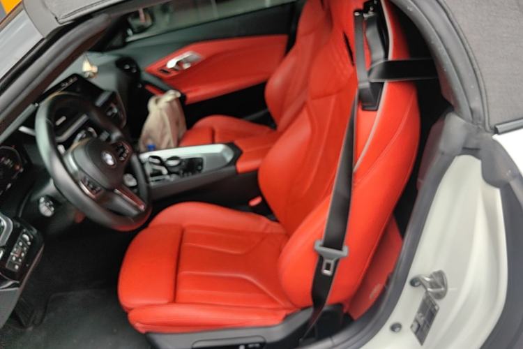 Used BMW Z4 2022 sDrive 25i M Sport Night Edition package Left Rear Seat