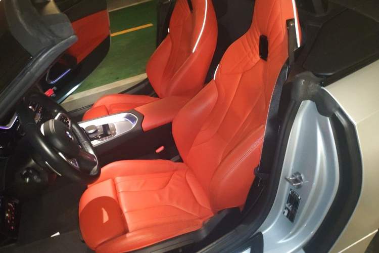 Used BMW Z4 2022 sDrive 25i M Sport Night Edition package Left Rear Seat