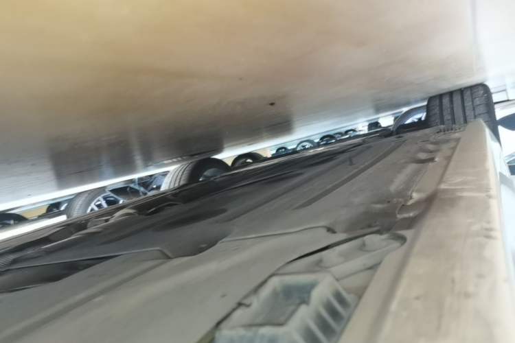Used BMW Z4 2022 sDrive 25i M Sport Package Left Side Sill