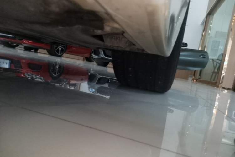 Used BMW Z4 2022 sDrive 25i M Sport Package Left Side Sill