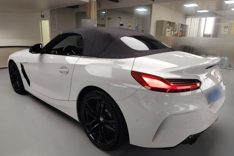 Used BMW Z4 2022 sDrive 25i M Sport Night Edition package Rear Left 45 Deg