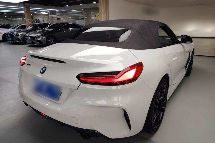 Used BMW Z4 2022 sDrive 25i M Sport Night Edition package Rear Right 45 Deg