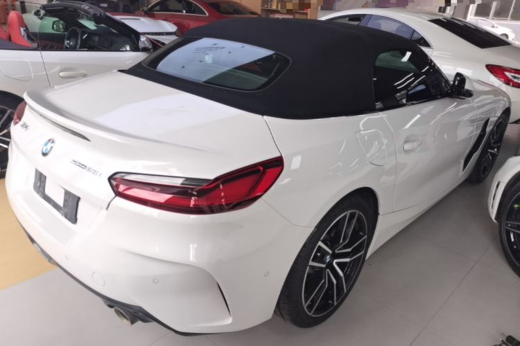 Used BMW Z4 2022 sDrive 25i M Sport Package Rear Right 45 Deg