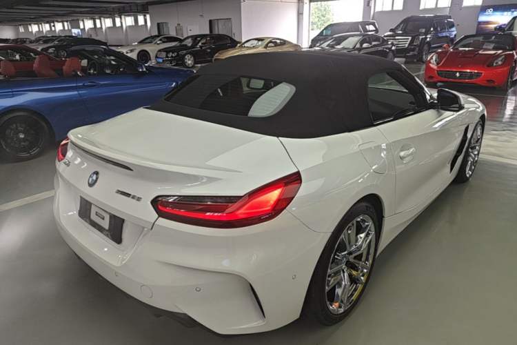 Used BMW Z4 2022 sDrive 25i M Sport Package Rear Right 45 Deg