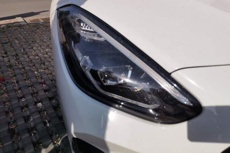 Used BMW Z4 2022 sDrive 25i M Sport Night Edition package Right Front Headlight