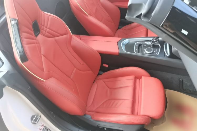 Used BMW Z4 2022 sDrive 25i M Sport Package Right Front Seat