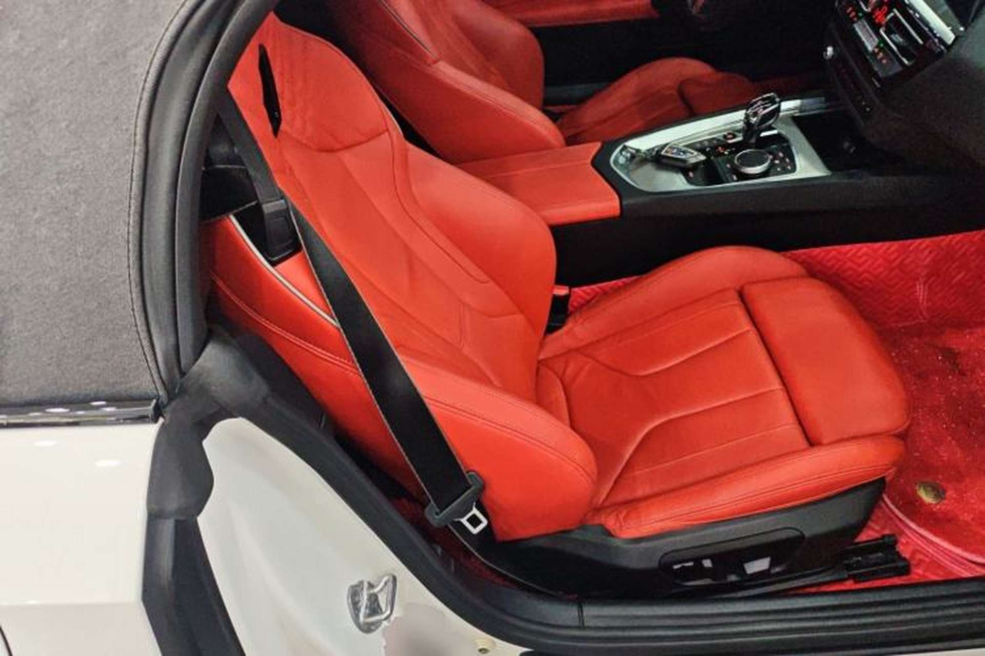 Used BMW Z4 2022 sDrive 25i M Sport Night Edition package Right Front Seat