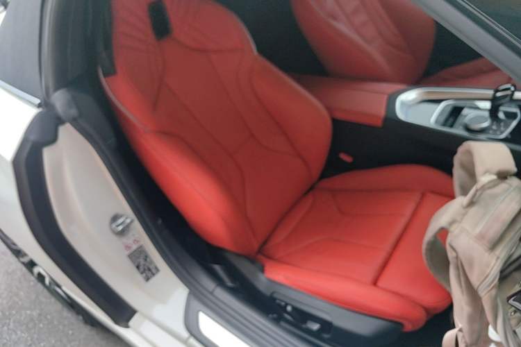 Used BMW Z4 2022 sDrive 25i M Sport Package Right Front Seat