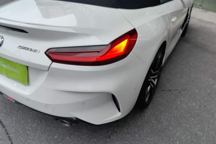 Used BMW Z4 2022 sDrive 25i M Sport Package Right Rear Taillight