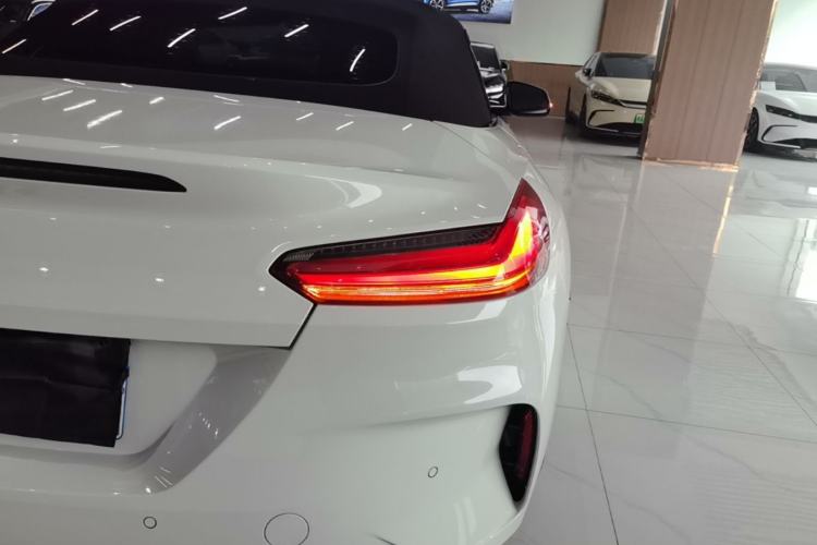 Used BMW Z4 2022 sDrive 25i M Sport Package Right Rear Taillight