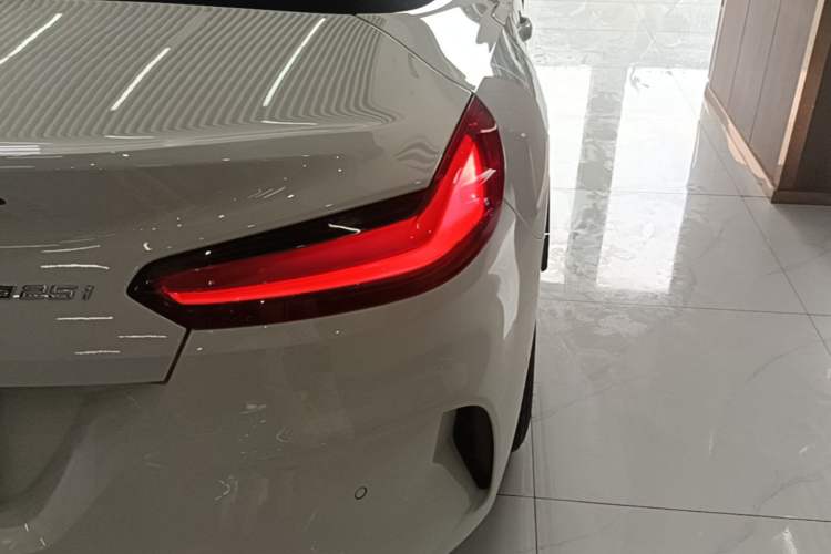Used BMW Z4 2022 sDrive 25i M Sport Package Right Rear Taillight