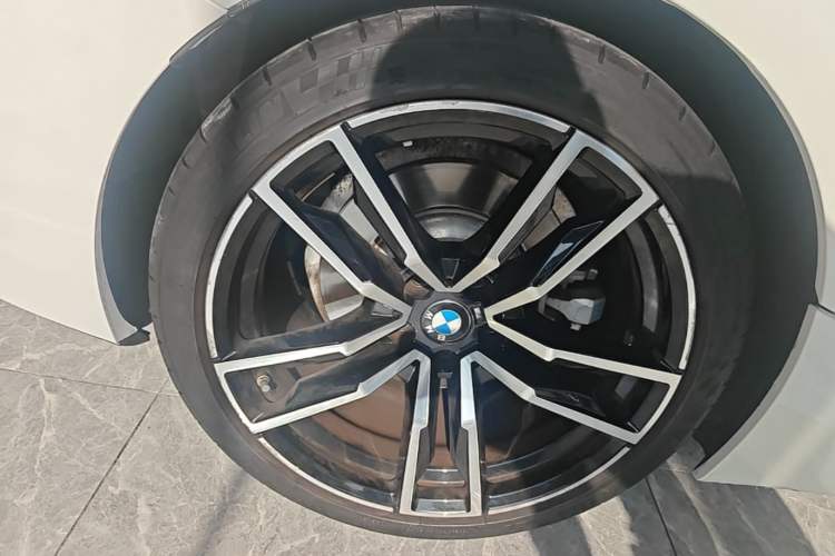 Used BMW Z4 2022 sDrive 25i M Sport Package Right Rear Wheel Hub