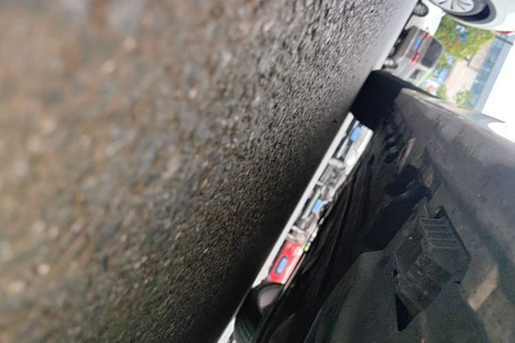 Used BMW Z4 2022 sDrive 25i M Sport Package Right Side Sill