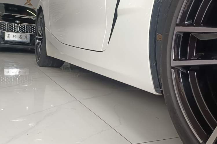 Used BMW Z4 2022 sDrive 25i M Sport Package Right Side Sill