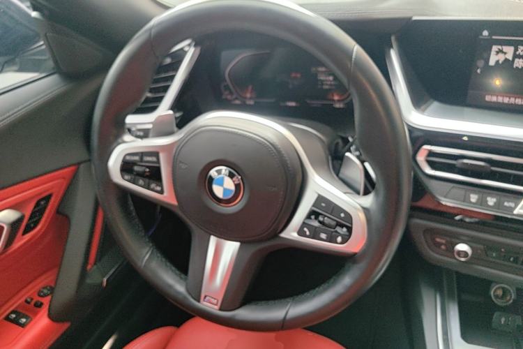 Used BMW Z4 2022 sDrive 25i M Sport Night Edition package Steering Wheel