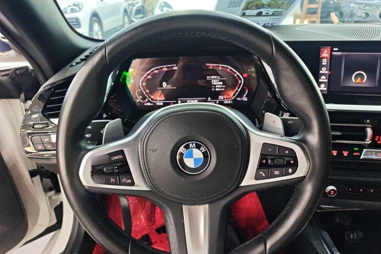 Used BMW Z4 2022 sDrive 25i M Sport Night Edition package Steering Wheel