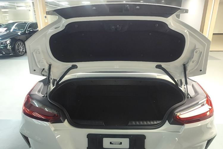 Used BMW Z4 2022 sDrive 25i M Sport Package Trunk