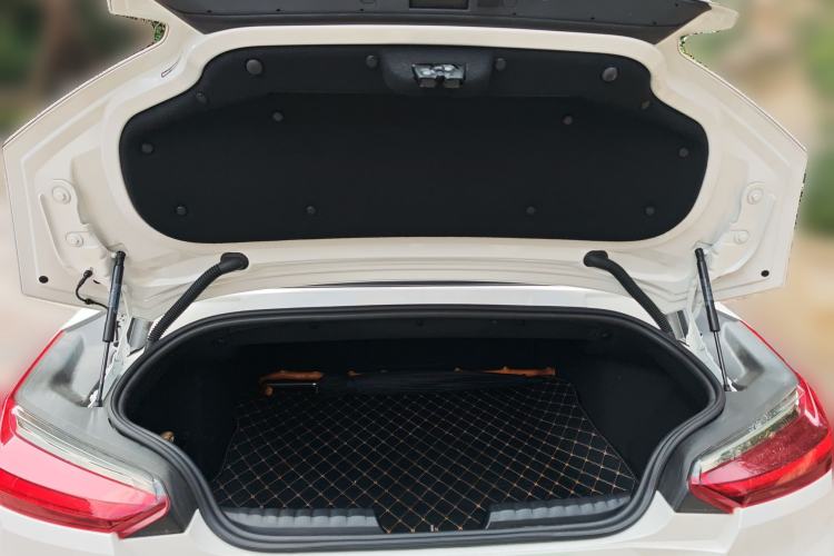 Used BMW Z4 2022 sDrive 25i M Sport Package Trunk