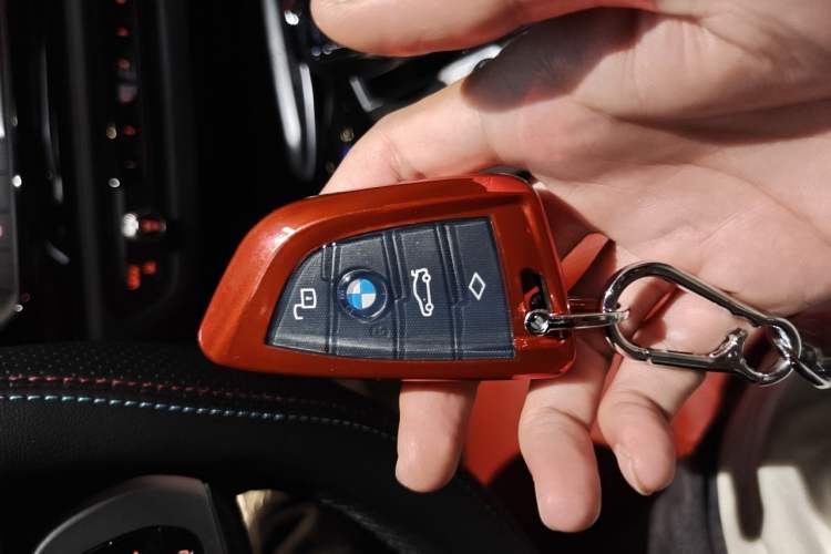 Used BMW Z4 2022 sDrive 25i M Sport Package Vehicle Key