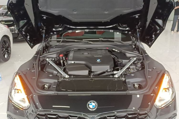 Used BMW Z4 2023 sDrive 25i M Sport Package Engine Bay