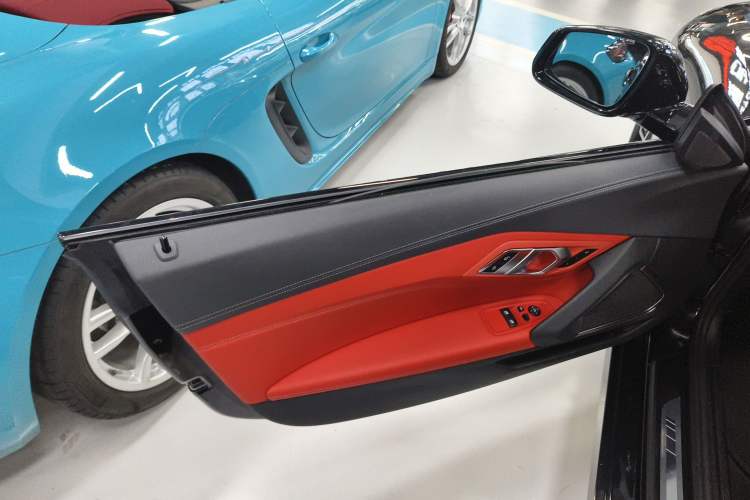 Used BMW Z4 2023 sDrive 25i M Sport Package Left Front Door Interior