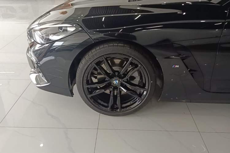 Used BMW Z4 2023 sDrive 25i M Sport Package Left Front Wheel Hub