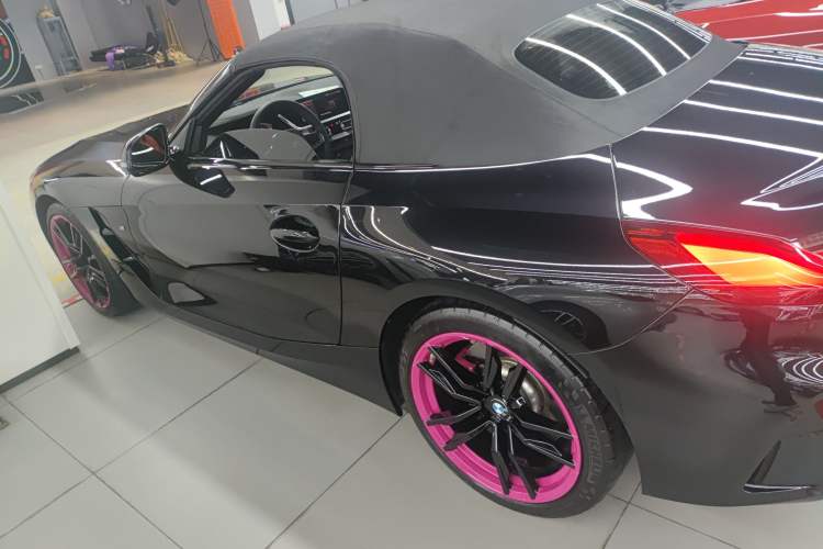Used BMW Z4 2023 sDrive 25i M Sport Package Left Side