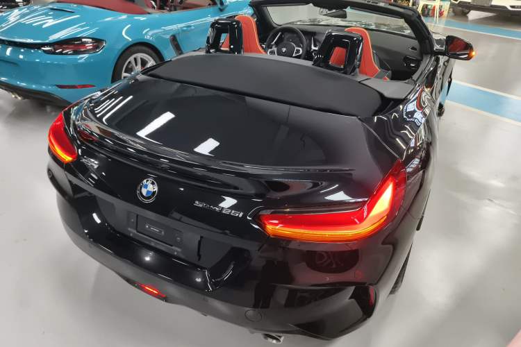 Used BMW Z4 2023 sDrive 25i M Sport Package Rear Right 45 Deg