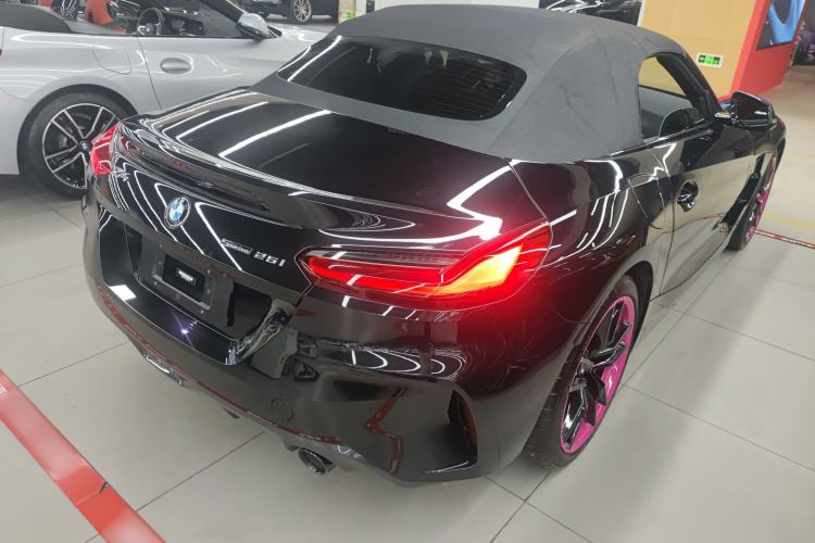 Used BMW Z4 2023 sDrive 25i M Sport Package Rear Right 45 Deg