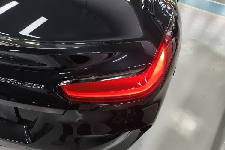 Used BMW Z4 2023 sDrive 25i M Sport Package Right Rear Taillight