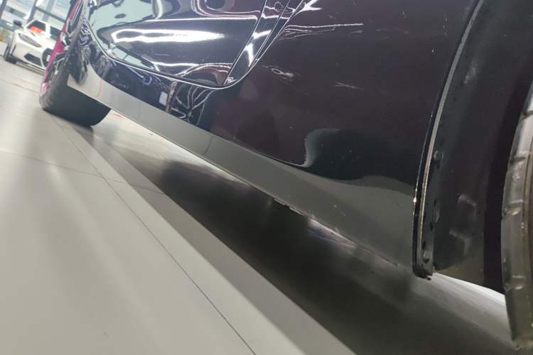Used BMW Z4 2023 sDrive 25i M Sport Package Right Side Sill