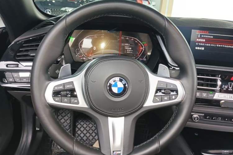 Used BMW Z4 2023 sDrive 25i M Sport Package Steering Wheel