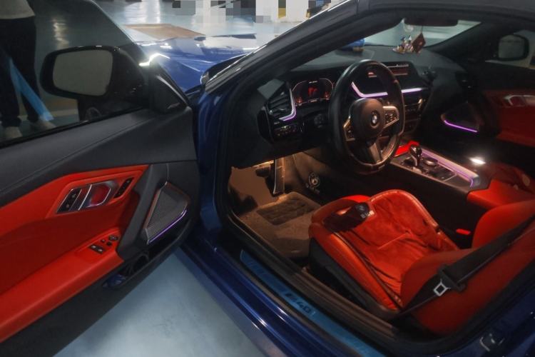 Used BMW Z4 2023 M40i M Sport Performance Edition Driver Seat