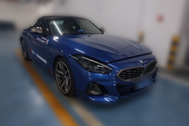 Used BMW Z4 2023 M40i M Sport Performance Edition Front Right 45 Deg