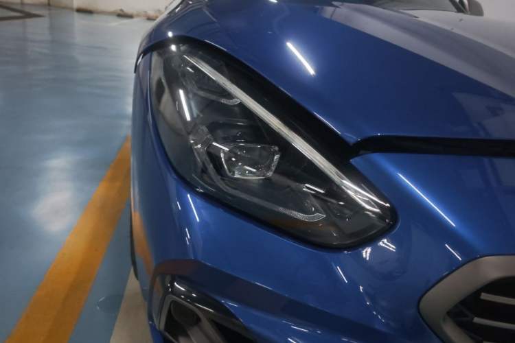 Used BMW Z4 2023 M40i M Sport Performance Edition Right Front Headlight