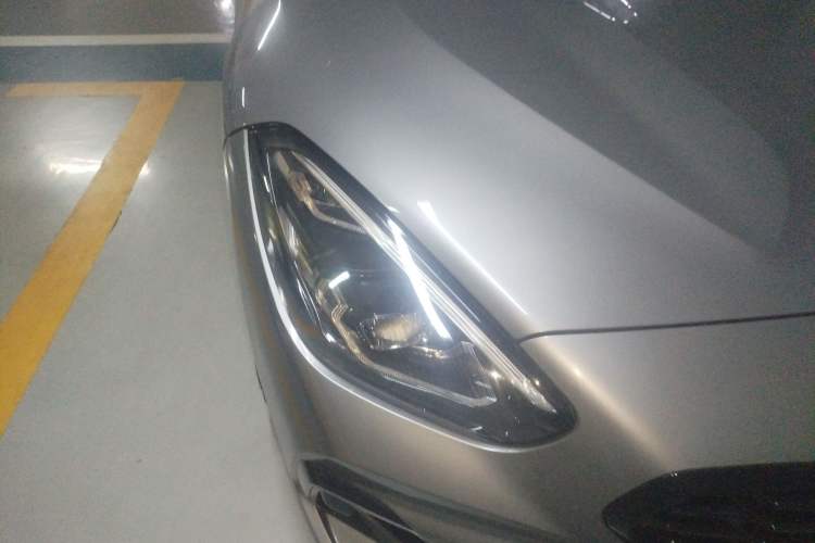 Used BMW Z4 2023 sDrive 25i M Sport Night Edition package Right Front Headlight