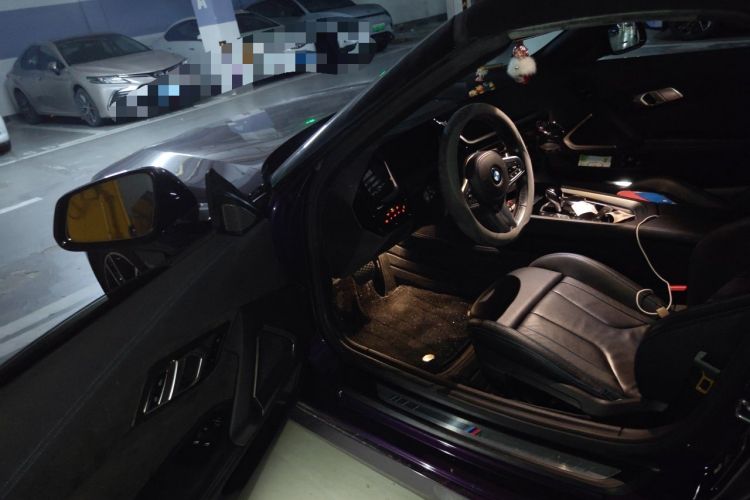 Used BMW Z4 2023 sDrive 25i M Sport Package Driver Seat