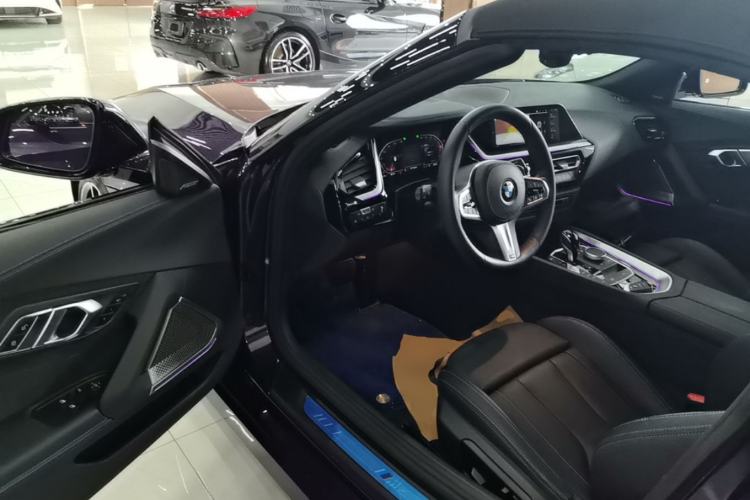 Used BMW Z4 2023 sDrive 25i M Sport Package Driver Seat