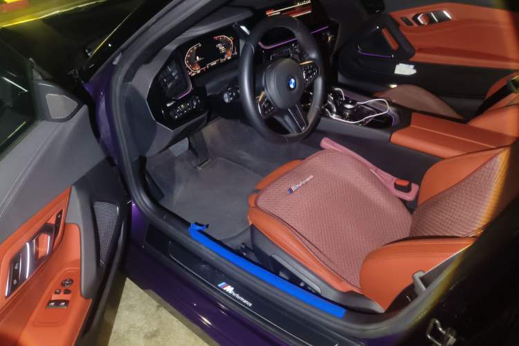 Used BMW Z4 2023 sDrive 25i M Sport Package Driver Seat
