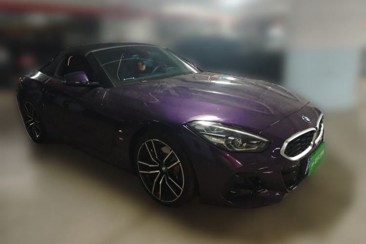 Used BMW Z4 2023 sDrive 25i M Sport Package Front Right 45 Deg