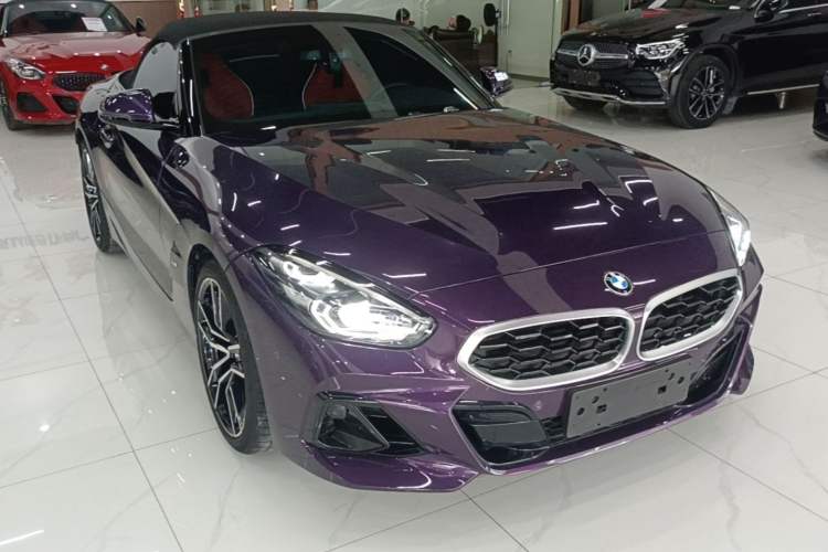 Used BMW Z4 2023 sDrive 25i M Sport Package Front Right 45 Deg