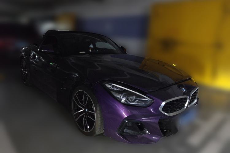 Used BMW Z4 2023 sDrive 25i M Sport Package Front Right 45 Deg