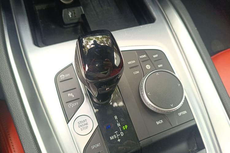 Used BMW Z4 2023 sDrive 25i M Sport Night Edition package Gear Lever