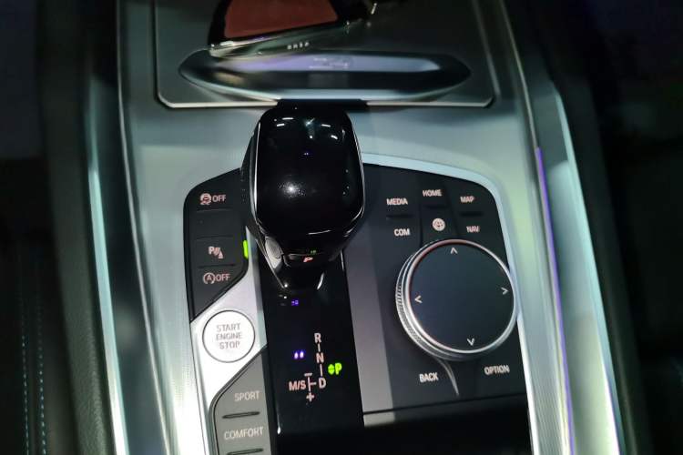 Used BMW Z4 2023 sDrive 25i M Sport Night Edition package Gear Lever