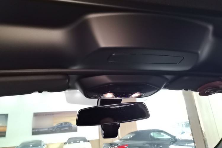Used BMW Z4 2023 sDrive 25i M Sport Package Headliner